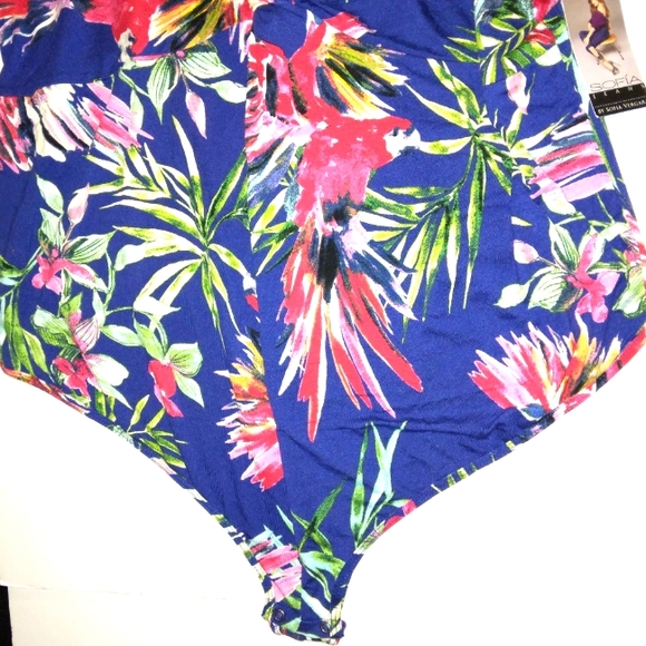 ☆NWT☆Plus Size SOFIA JEANS By Sofia Vergara 4X Twisted Front Thong Back Bodysuit - Picture 14 of 15